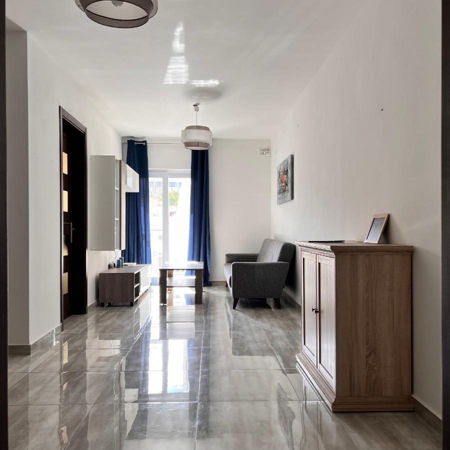 F3 Room 2, Private Room Two Single Beds Shared Bathroom Msida Exteriér fotografie